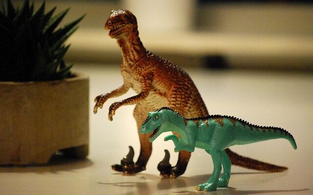 Fra T-Rex til Stegosaurus: Find den perfekte dinosaur elefanthue til dit barn